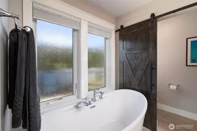 2251 Mariner Beach Drive, Oak Harbor, WA 98277 - Photo 16