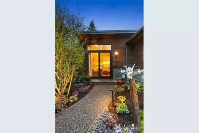1437 Broadmoor Drive E, Seattle, WA 98112 - Photo 8