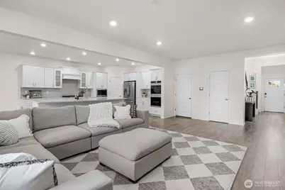 905 119th Avenue SE, Lake Stevens, WA 98258 - Photo 8