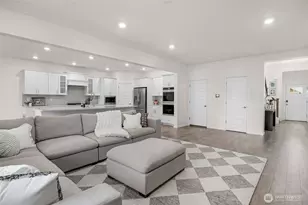 905 119th Ave SE, Lake Stevens, WA 98258 - Photo 8