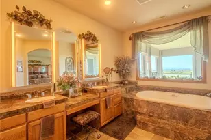 1050 Lewandowski Rd, Sunnyside, WA 98944 - Photo 34