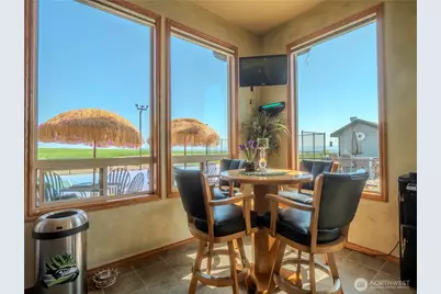 1050 Lewandowski Road, Sunnyside, WA 98944 - Photo 28