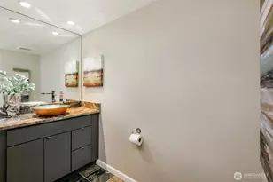 6001 60th Ave NE, Seattle, WA 98115 - Photo 14