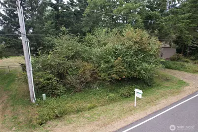 991 Mount Olympus Avenue SE, Ocean Shores, WA 98569 - Photo 14