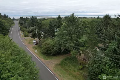 991 Mount Olympus Avenue SE, Ocean Shores, WA 98569 - Photo 12