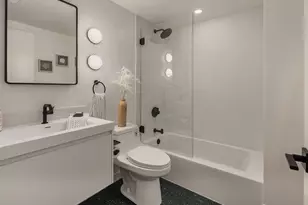 2426 NW 201st Pl, Shoreline, WA 98177 - Photo 32