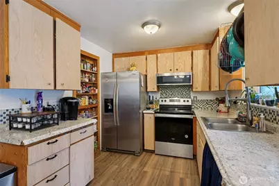 12624 217th Avenue Ct E, Bonney Lake, WA 98391 - Photo 6