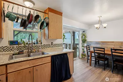 12624 217th Avenue Ct E, Bonney Lake, WA 98391 - Photo 8