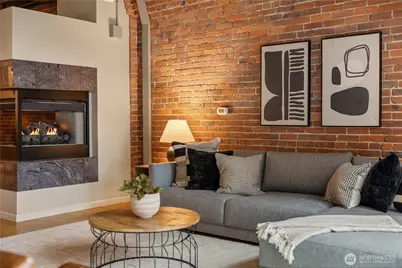 210 3rd Avenue S #2C, Seattle, WA 98104 - Photo 16