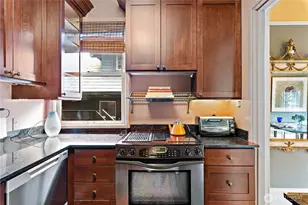 904 E Miller St, Seattle, WA 98102 - Photo 14