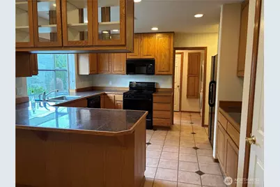 20318 SE 146th Street, Renton, WA 98059 - Photo 8