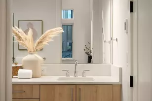 1860 1st St, Kirkland, WA 98033 - Photo 16