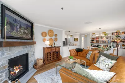 609 7th N #B304, Edmonds, WA 98020 - Photo 4