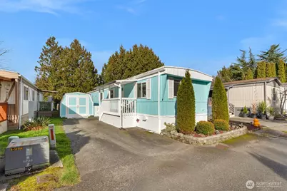 6118 67th Avenue NE #4, Marysville, WA 98270 - Photo 2