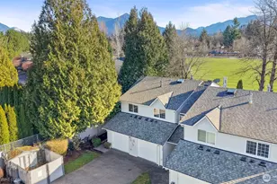 315 E Park St, North Bend, WA 98045 - Photo 1