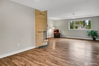 18722 56th Avenue NE, Kenmore, WA 98028 - Photo 14