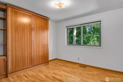 18722 56th Avenue NE, Kenmore, WA 98028 - Photo 10