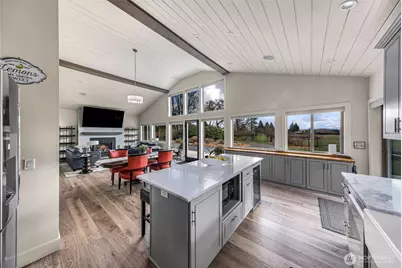 7429 Meadowmist Lane, Ferndale, WA 98248 - Photo 12