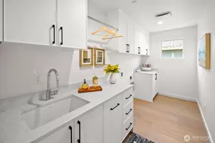 2851 NW 70th St, Seattle, WA 98117 - Photo 24