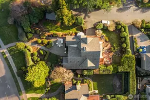 2803 Magnolia Blvd W, Seattle, WA 98199 - Photo 40