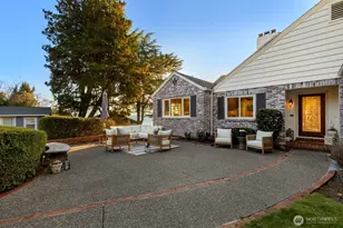 2803 Magnolia Blvd W, Seattle, WA 98199 - Photo 36