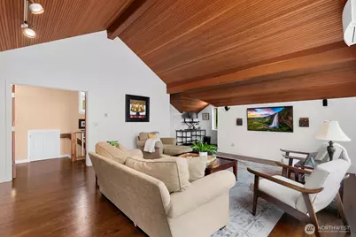 2803 Magnolia Boulevard W, Seattle, WA 98199 - Photo 26