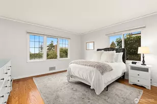 2803 Magnolia Blvd W, Seattle, WA 98199 - Photo 18