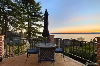 2803 Magnolia Boulevard W, Seattle, WA 98199 - Photo 34