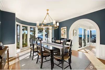 2803 Magnolia Boulevard W, Seattle, WA 98199 - Photo 10