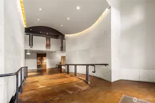 303 E Pike St, Seattle, WA 98122 - Photo 32