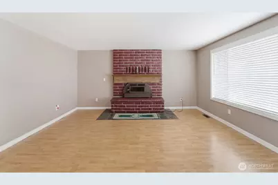 1711 W 15th Avenue, Kennewick, WA 99337 - Photo 4