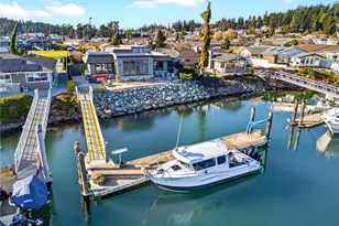 1911 Bay Pl, Anacortes, WA 98221 - Photo 1