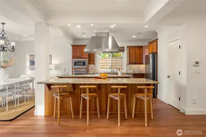 6577 102nd Avenue NE, Kirkland, WA 98033 - Photo 6