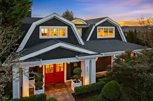 433 11th Ave W, Kirkland, WA 98033 - Photo 2