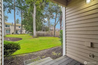 23912 12th Place S #201, Des Moines, WA 98198 - Photo 20