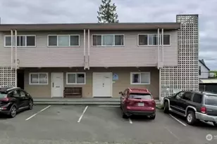 4212 Aurora Ave N, Seattle, WA 98103 - Photo 2