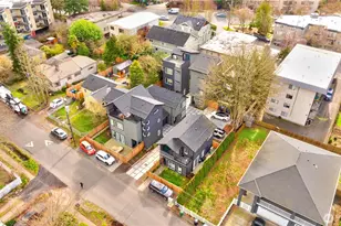 115 N 105th St, Seattle, WA 98133 - Photo 32