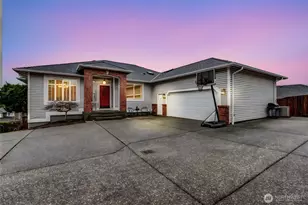 7721 74th Dr NE, Marysville, WA 98270 - Photo 2