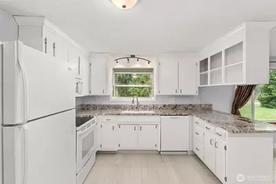 9918 168th Avenue SW, Rochester, WA 98579 - Photo 12