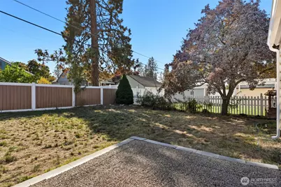 2521 W Walton Avenue, Spokane, WA 99205 - Photo 24