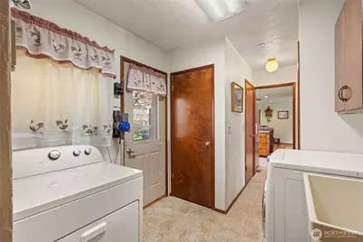 1515 Seminary Hill, Centralia, WA 98531 - Photo 22