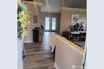 308 Callendar Street NW, Orting, WA 98360 - Photo 2