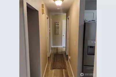 308 Callendar Street NW, Orting, WA 98360 - Photo 10