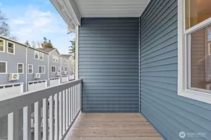 7027 Rainier Dr, Everett, WA 98203 - Photo 20