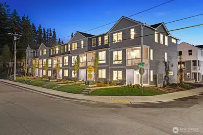 7027 Rainier Drive #E, Everett, WA 98203 - Photo 1