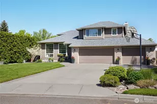 2009 Wallace St, Walla Walla, WA 99362 - Photo 1