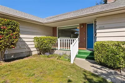 1023 S Orchard Street, Tacoma, WA 98465 - Photo 2