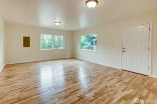 2618 30th Ave E, Tacoma, WA 98443 - Photo 2