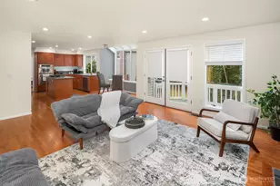 14916 NE 76th Ct, Redmond, WA 98052 - Photo 12