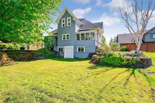 414 Sumner Ave, Sumner, WA 98390 - Photo 2